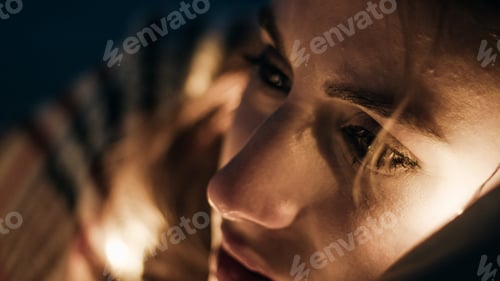 Preview: Chilled Girl In The Night