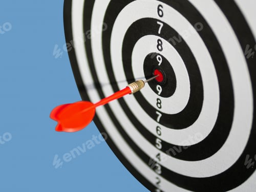 Preview: Dart shot board, target in sight