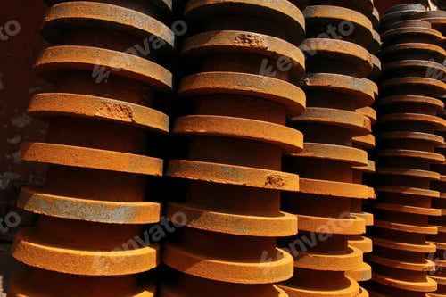 Preview: Rusty Cylinder