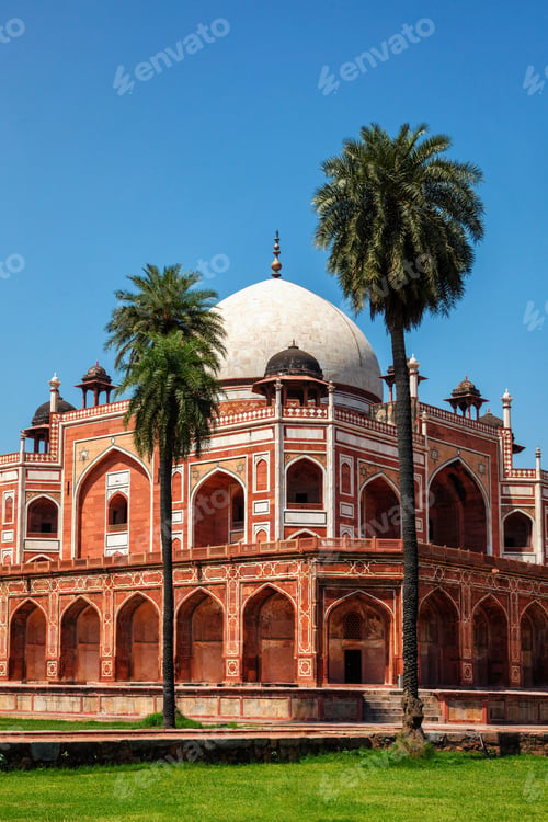 Preview: Humayun's Tomb. Delhi, India
