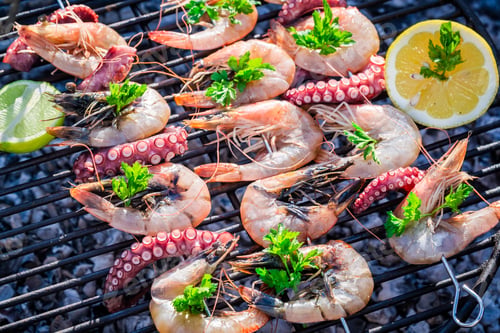 Preview: Grilling fresh seafood with lemon and parsley