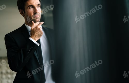 Preview: Portrait of a handsome successful young businessman