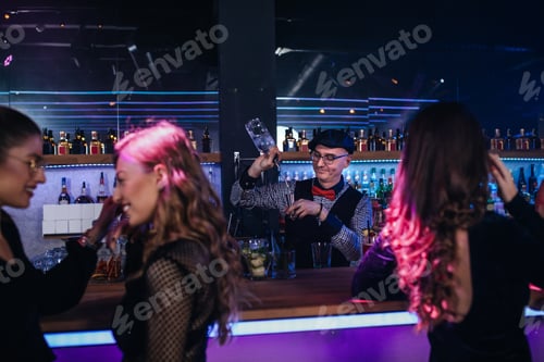 Preview: Master of his domain