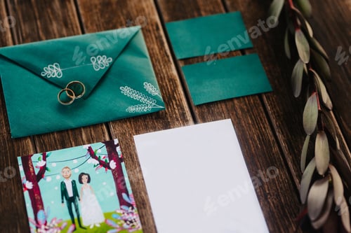 Preview: gold wedding rings as an attribute of a young couple's wedding