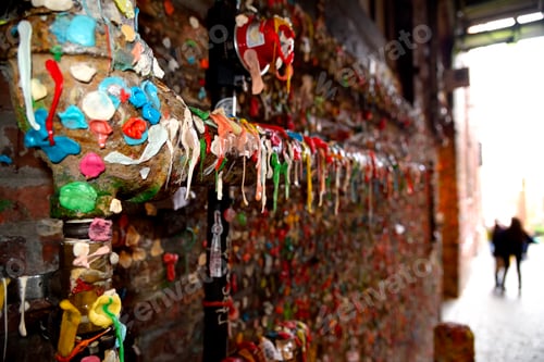 Preview: Post ally gum wall.
