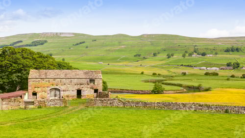 Preview: Yorkshire Dales Panoramic Landscape