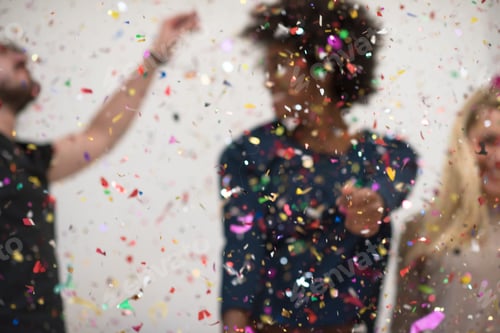 Preview: confetti party