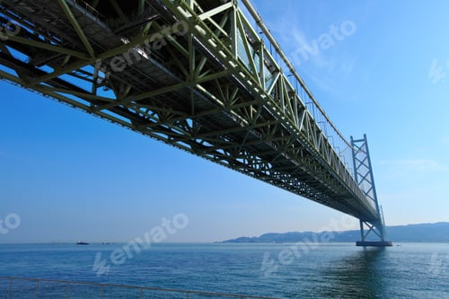 Preview: View under the Akashi Kaikyo bridge