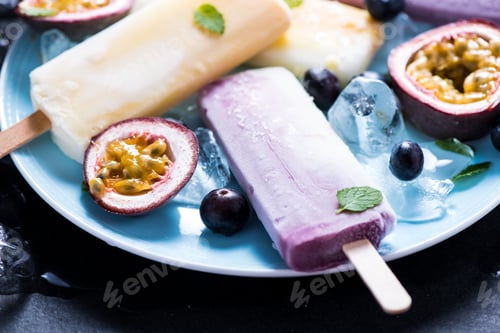 Preview: Healthy refreshing snack, fruity popsicle