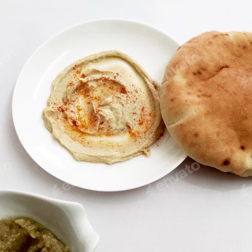 Preview: Hummus and pita