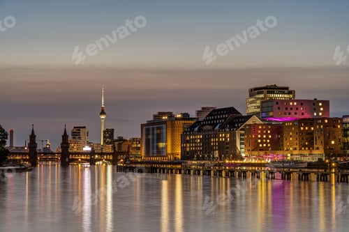 Preview: The Oberbaum bridge and the TV Tower in Berlin at twilight