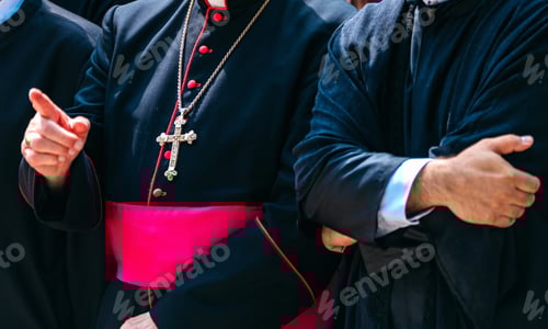 Preview: Business people outdoors