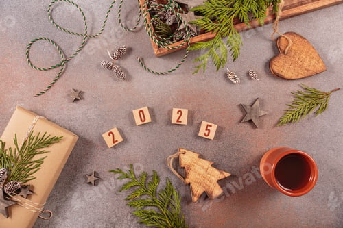 Preview: Handmade gift box, wooden box with Christmas decor and numbers 2025