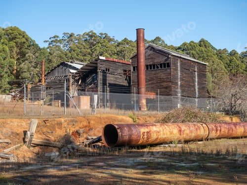 Vista previa: Abandoned Sawmill in Donnelly River Village