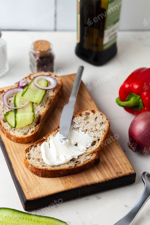 Preview: Sandwich making