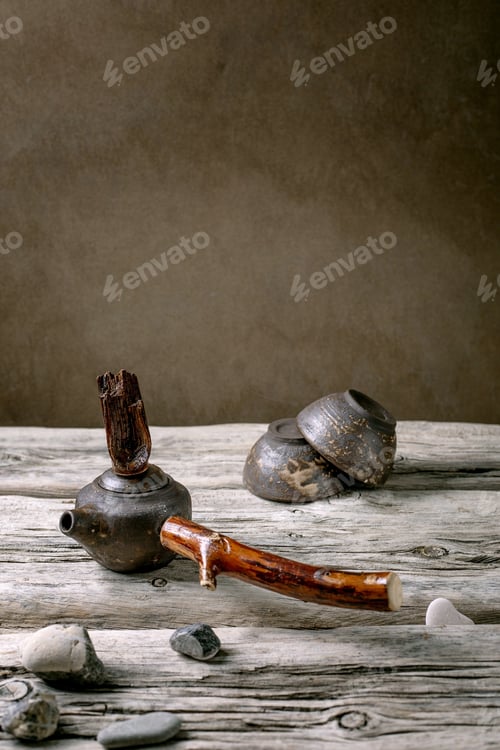 Preview: Ceramic teapot with wooden handle