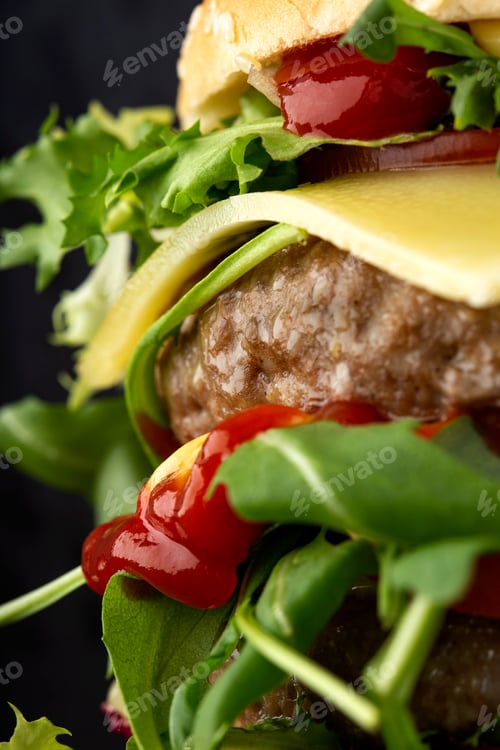 Preview: Double cheeseburger