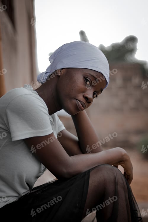 Preview: Pretty young female