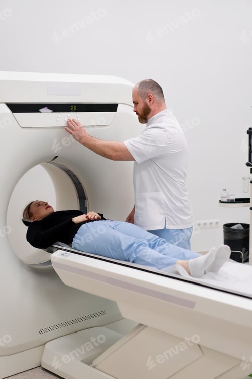 Preview: A radiologist performs a computer tomography procedure in a medical clinic A head examination