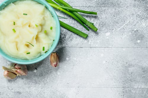 Preview: Mashed potatoes with green onions and garlic.