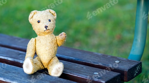 Preview: Retro toy bear