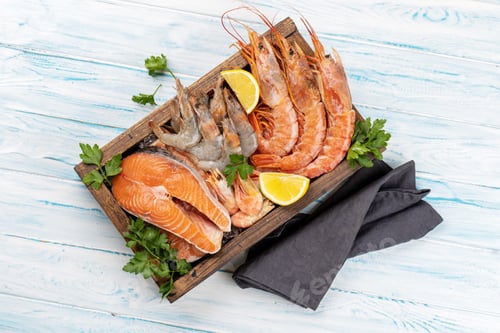 Preview: Fresh Seafood Tray with Salmon, Shrimp, and Lemon
