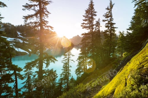Preview: Mountains lake