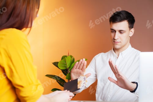 Preview: The employee offered a bribe for a favorable contract signing