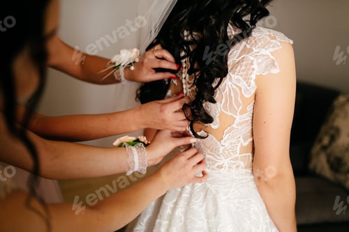 Preview: Morning of the bride when she wears a beautiful dress