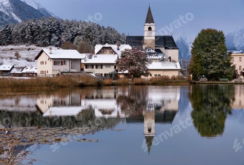 Preview: The village of Tarasp in the Swiss community Scuol