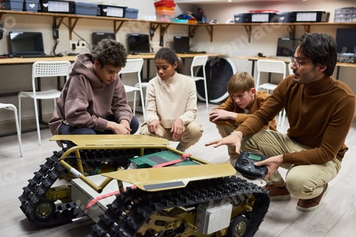 Preview: Crawler Machine in Robotics Class