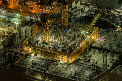 Preview: worker are working in Under construction and Cranes built the building in downtown of bangkok