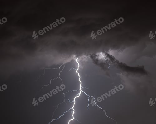 Preview: lightning on dark storm cloudy sky