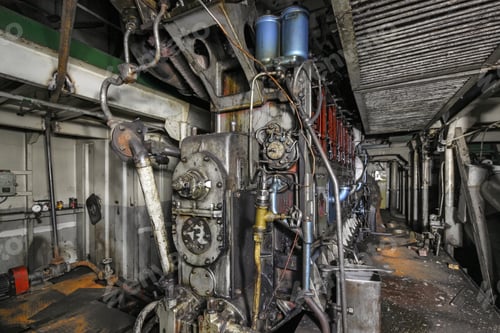 Preview: Ship diesel engine in hold