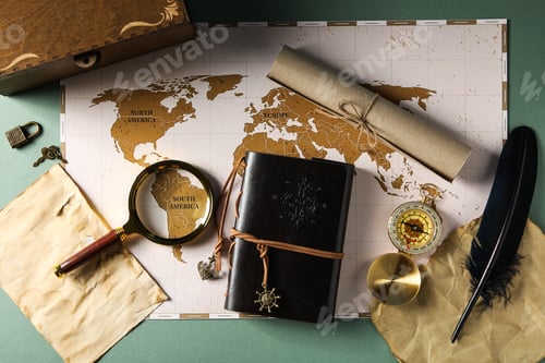 Preview: Columbus Day. Vintage accessories for sea voyages