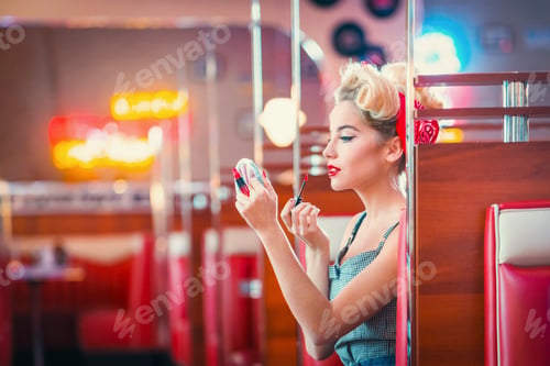 Preview: Beautiful woman