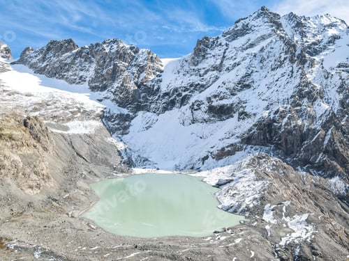 Preview: Rouies lake in Ecrins national park, France