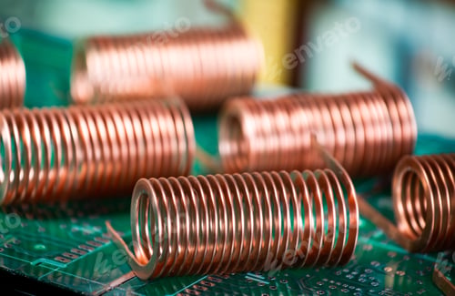 Preview: Close-up of twisted copper wire