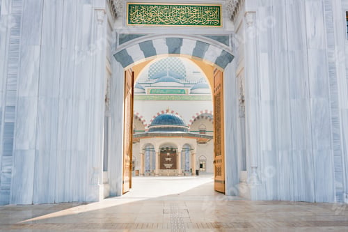 Preview: Main entrance view of Grand Çamlıca Mosque in Istanbul, Turkey