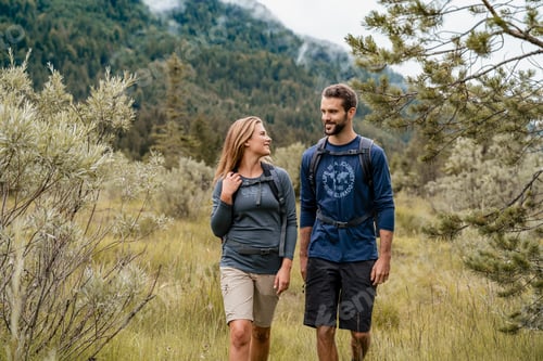 Preview: Young couple on a hiking trip, Vorderriss, Bavaria, Germany
