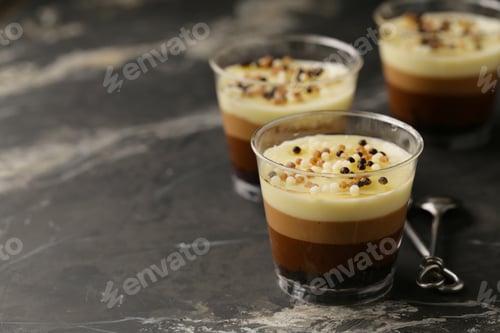 Preview: Chocolate Dessert in a Glass