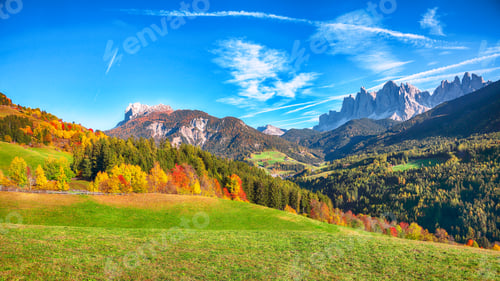 Preview: Colorful autumn scene of magnificent Santa Maddalena village in Dolomites