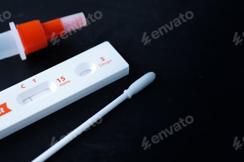 Preview: Negative Covid-19 test kit on black background