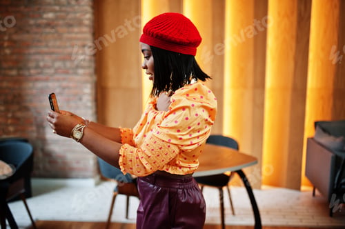 Preview: African women
