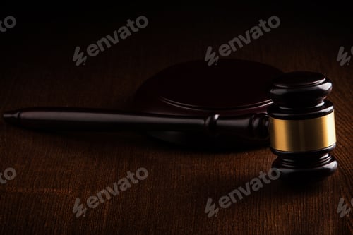 Preview: Judge hammer