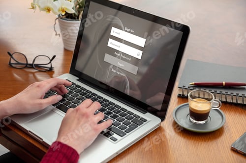 Vista previa: Inicio de
sesión con contraseña en la pantalla del ordenador, concepto de seguridad de internet de bloqueo Mujer trabaja con un portátil.