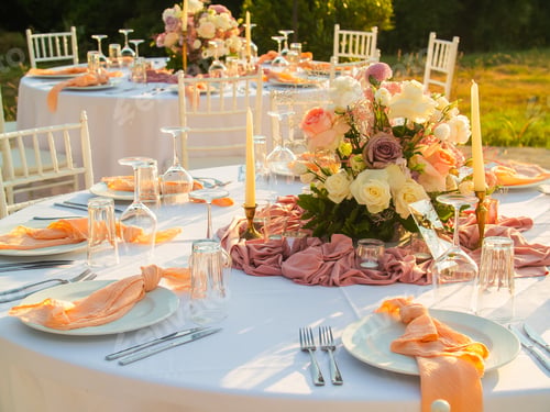 Preview: Luxury elegant wedding reception table arrangement and floral centerpiece - wedding banquet and
