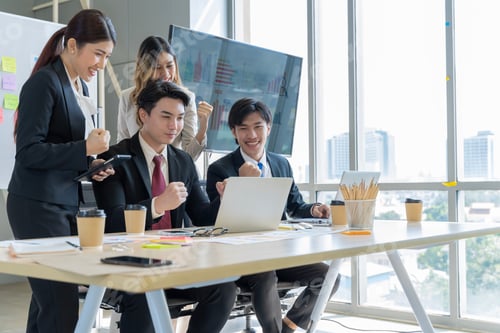 Preview: A group of young Asian businessmen