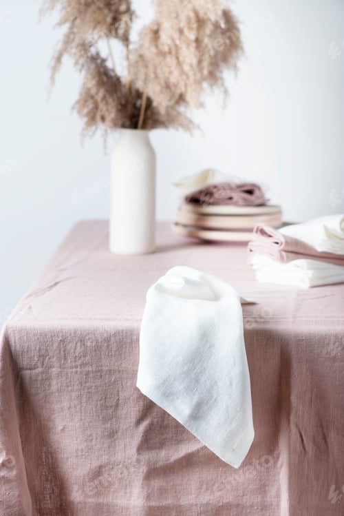 Preview: Pink Table