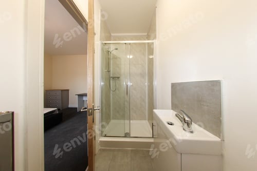 Preview: Modern Brand New British Bathroom.